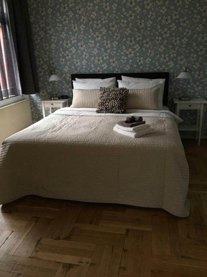 הירלן Bed And Breakfast Loft24 מראה חיצוני תמונה